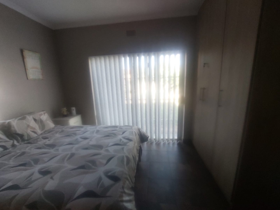 4 Bedroom Property for Sale in Oos Einde North West